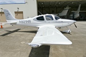 N921HR