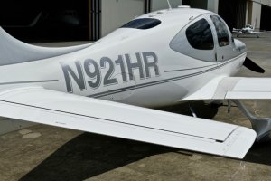 N921HR