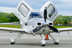 N921HR